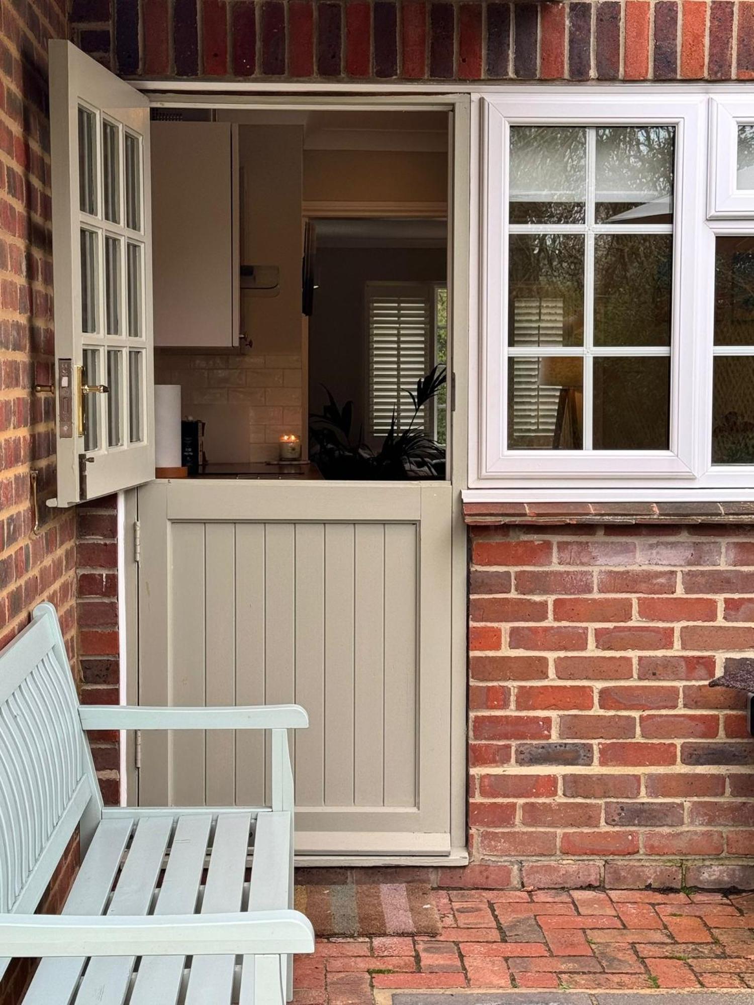 'Bramley Fall Cottage' ' On Site Ev Point - Attached Cottage,3 Separate Bedrooms -1 On Ground Level, Sleeps 6, 2 Bathrooms, Sandy Wittering Beach 8Min Drive, Rural Location, Child Friendly, Small Breed Dog Friendly, Private Parking チチェスター エクステリア 写真