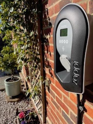 'Bramley Fall Cottage' ' On Site Ev Point - Attached Cottage,3 Separate Bedrooms -1 On Ground Level, Sleeps 6, 2 Bathrooms, Sandy Wittering Beach 8Min Drive, Rural Location, Child Friendly, Small Breed Dog Friendly, Private Parking チチェスター エクステリア 写真